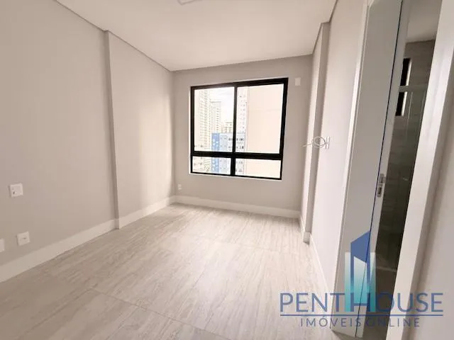 Imagem Apartamento Zona Central para Venda em Balneário Camboriú, PIONEIROS, 4 dormitórios, 4 suítes, 5 banheiros, 3 vagas