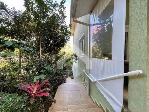 Imagem Casa de Condomínio em Altos de São Fernando - Jandira