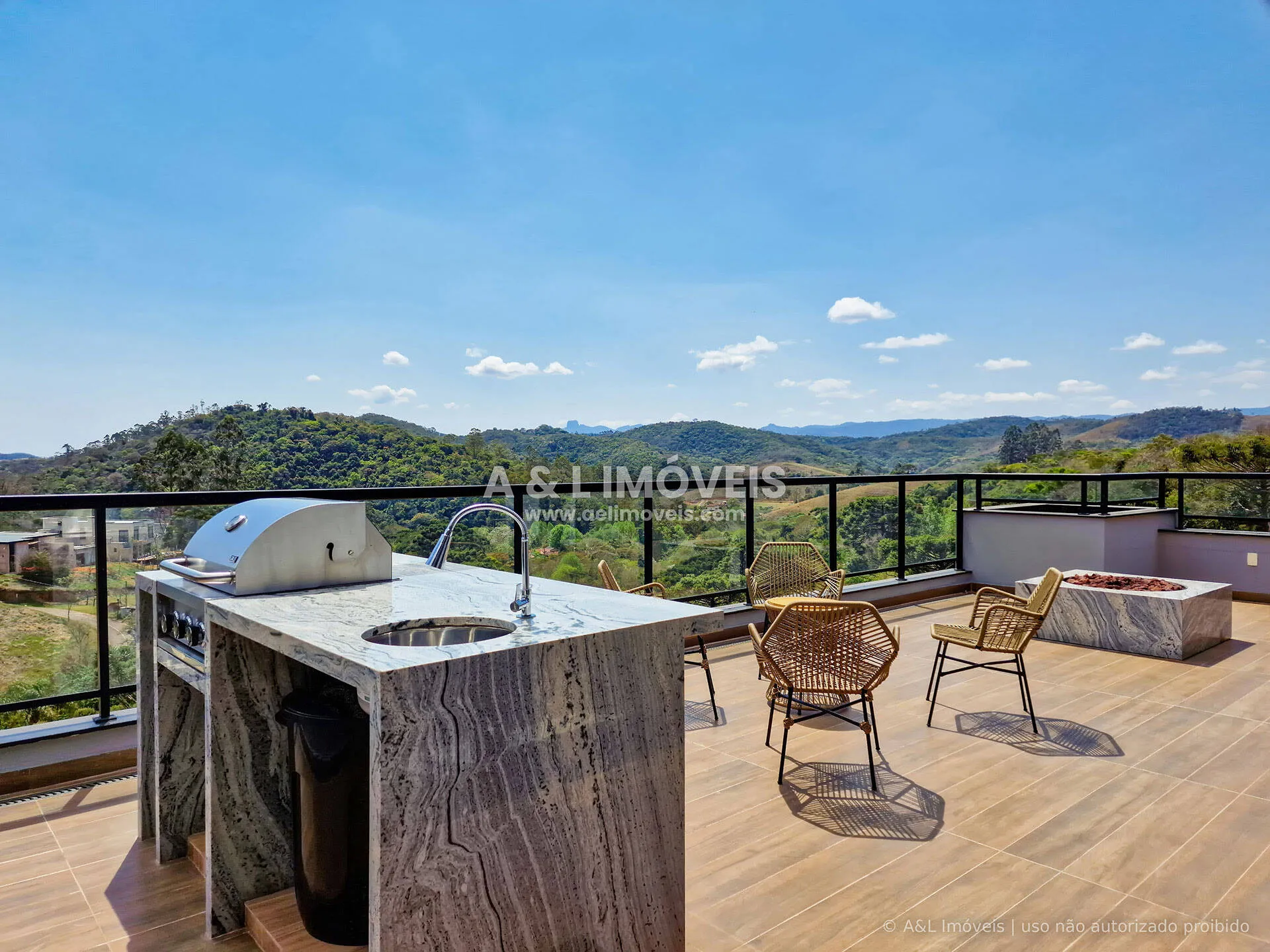 Imagem Casa 355,00 m² | 3 suítes | Vista Pedra do Baú | Santo Antônio do Pinhal