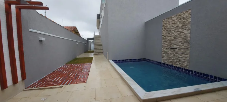 Imagem Casa para Venda em Itanhaém, Cibratel II, 3 dormitórios, 1 suíte, 2 banheiros, 6 vagas