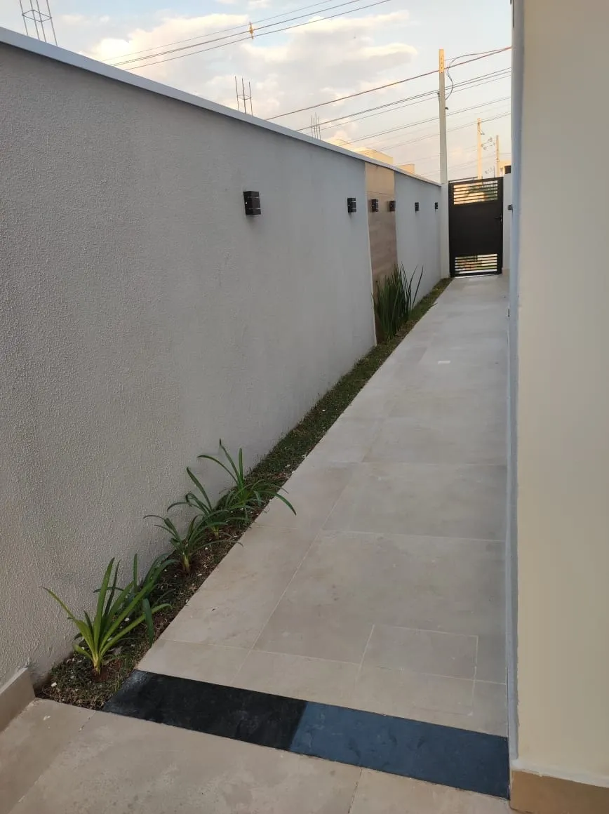 Imagem Casa à venda 3 Quartos, 1 Suite, 4 Vagas, 250M², Bairro do Grama, Caçapava - SP | Residencial Malibu