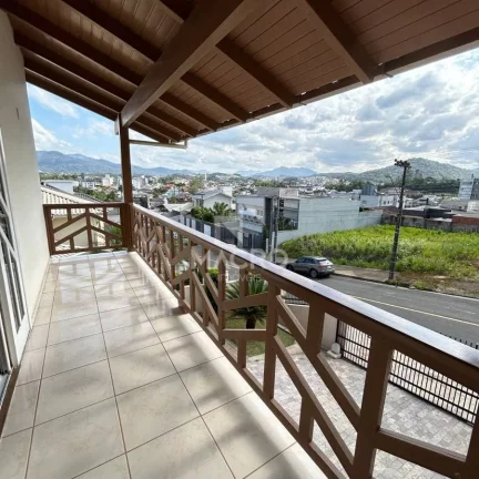 Imagem Casa | Amizade | 3 quartos ( sendo 1 suíte) | 192m² (378m² de terreno)
