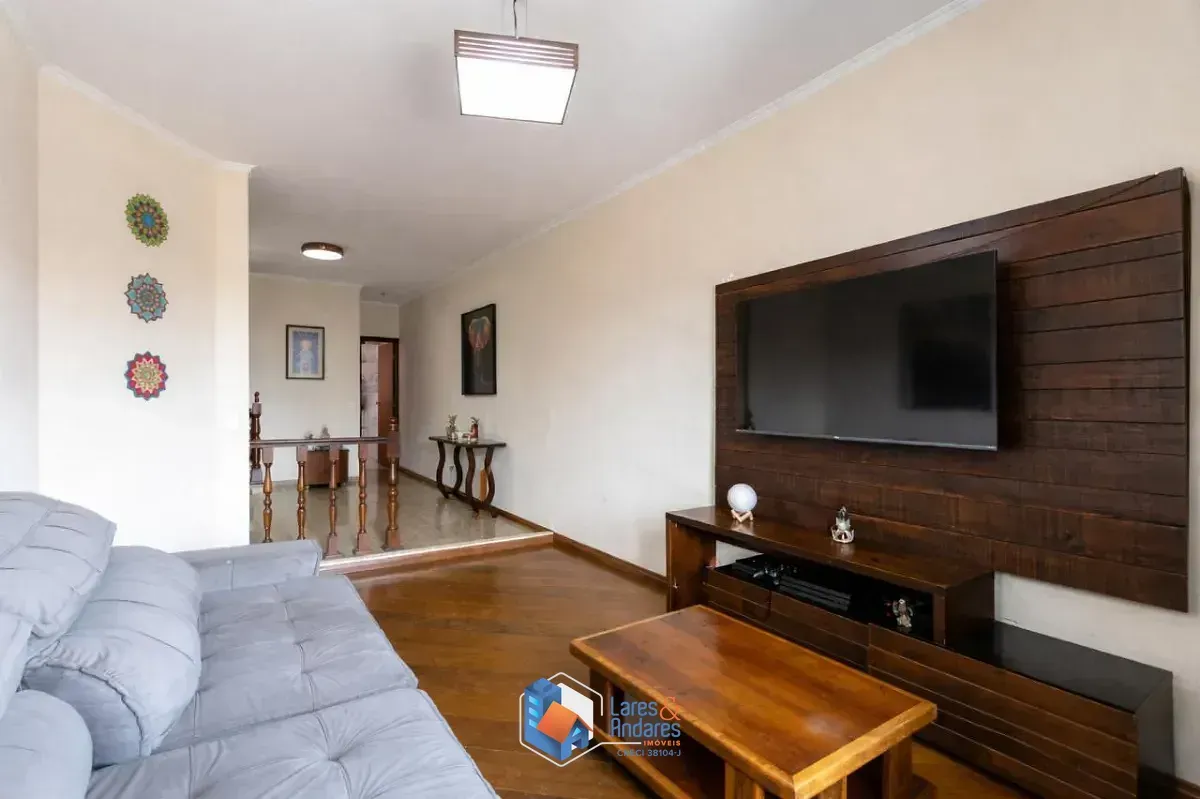 Foto do imóvel Sobrado para venda em Vila Constança com 3 quartos, sendo 3 suítes, 263m² em Rua Silvestre Lacroix