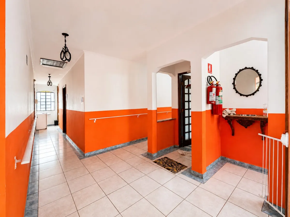 Imagem Casa comercial para venda em Suíssa, 470m2
