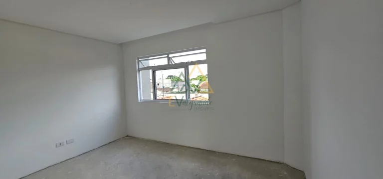 Imagem Sobrados em Condomínio à venda no Bairro Alto Curitiba PR