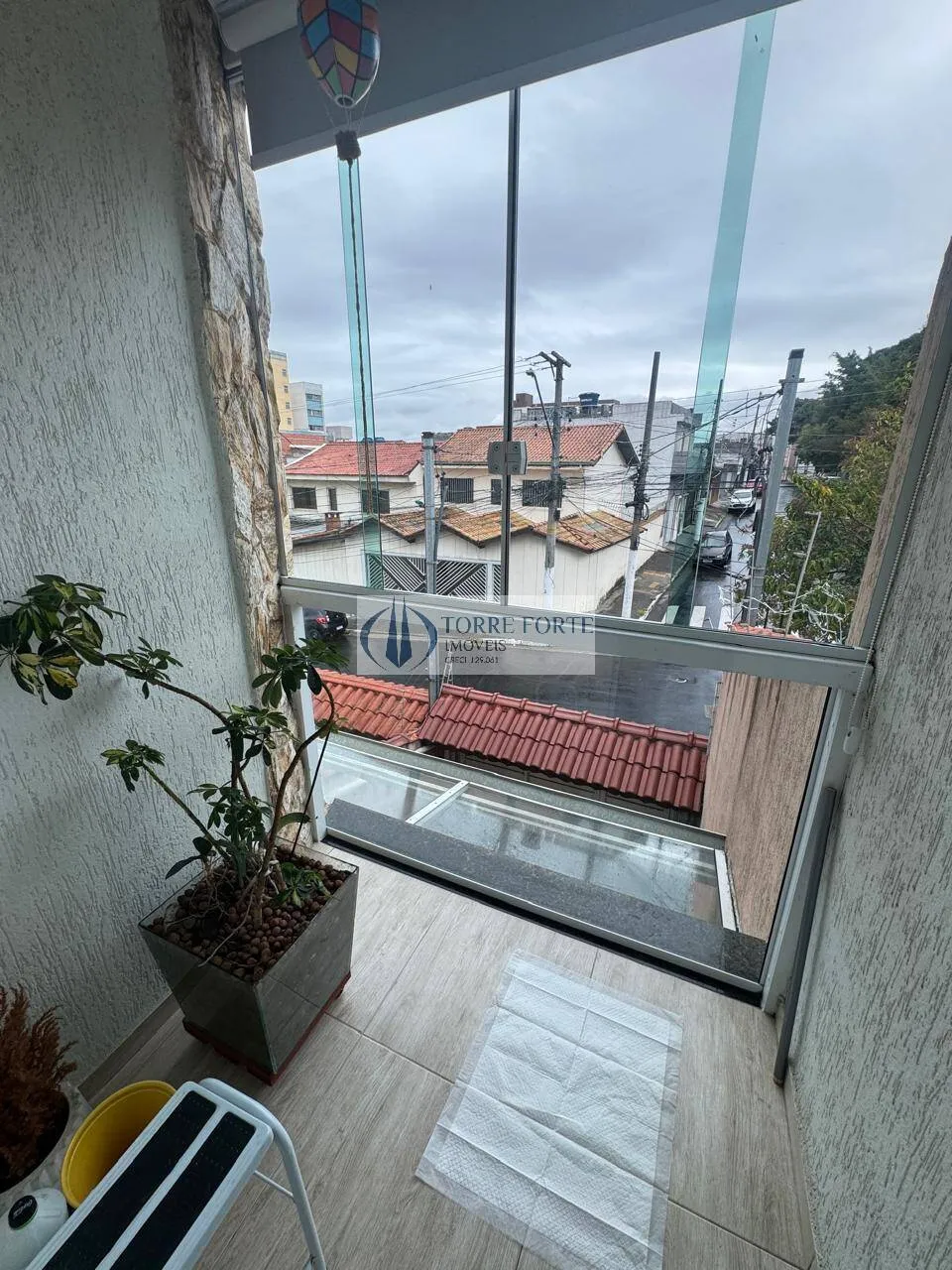 Imagem Sobrado com 3 dormitórios 1 suíte, 3 vagas , Piscina na Cidade Patriarca.