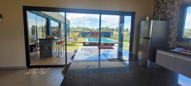 Imagem Casa a venda na Represa de Jurumirim , 3 Suites,com piscina, churrasqueira e área gourmet