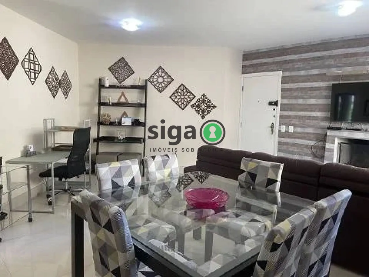 Imagem APARTAMENTO 3 DORMITÓRIOS E 3 VAGAS NA SAÚDE