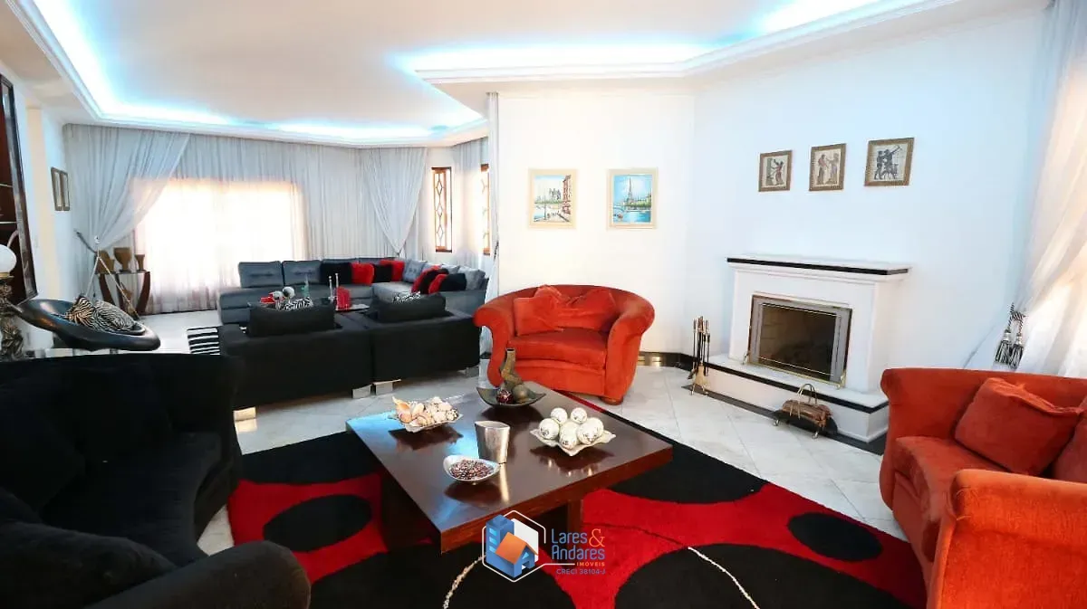 Imagem Casa no condomínio Condomínio Residencial Chácara Francesa para venda com 5 quartos, sendo 4 suítes, 444m²