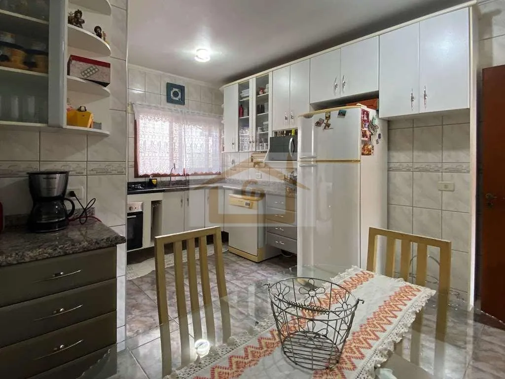 Imagem 3 dorms / 1 suíte. Ótima casa, lareira, piscina e gourmet!