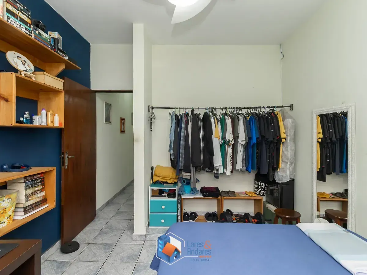 Imagem Sobrado para venda em Conjunto Residencial Vista Verde com 3 quartos, sendo 1 suíte, 170m²