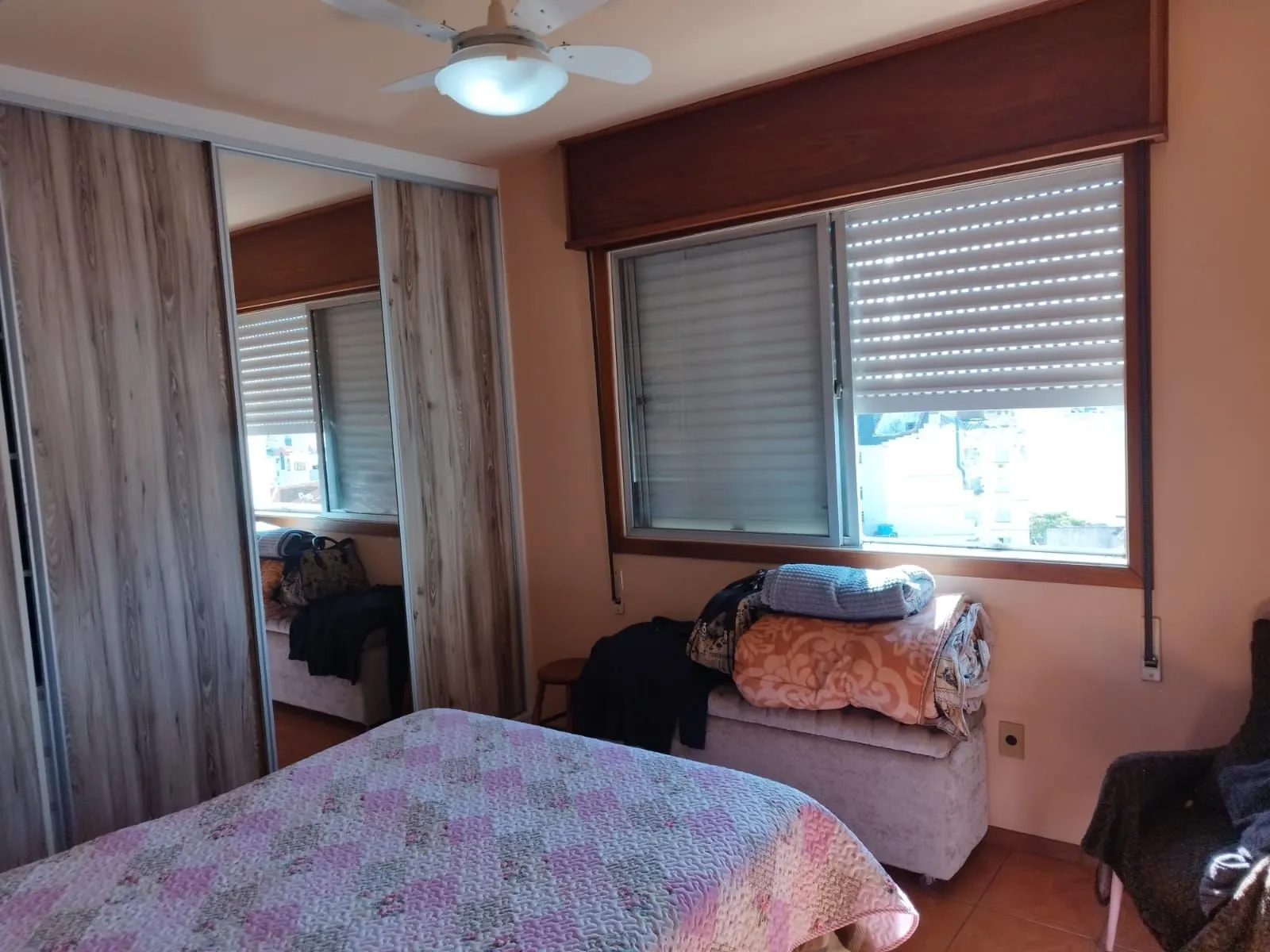 Imagem Apartamento 2 Dormitórios, 1 vaga Dupla de Garagem, Bairro Independência, Porto Alegre-RS
