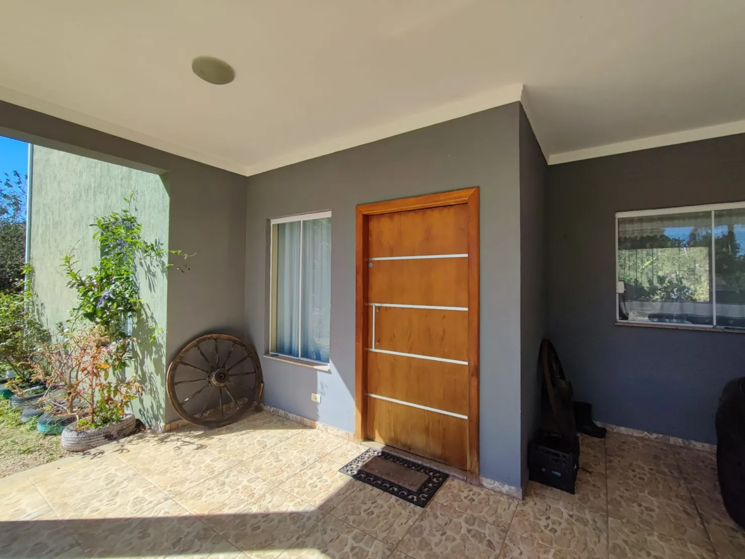 Imagem Casa à venda 3 Quartos, 1 Suite, 4 Vagas, 2105M², Parque Lago Azul, Pindamonhangaba - SP