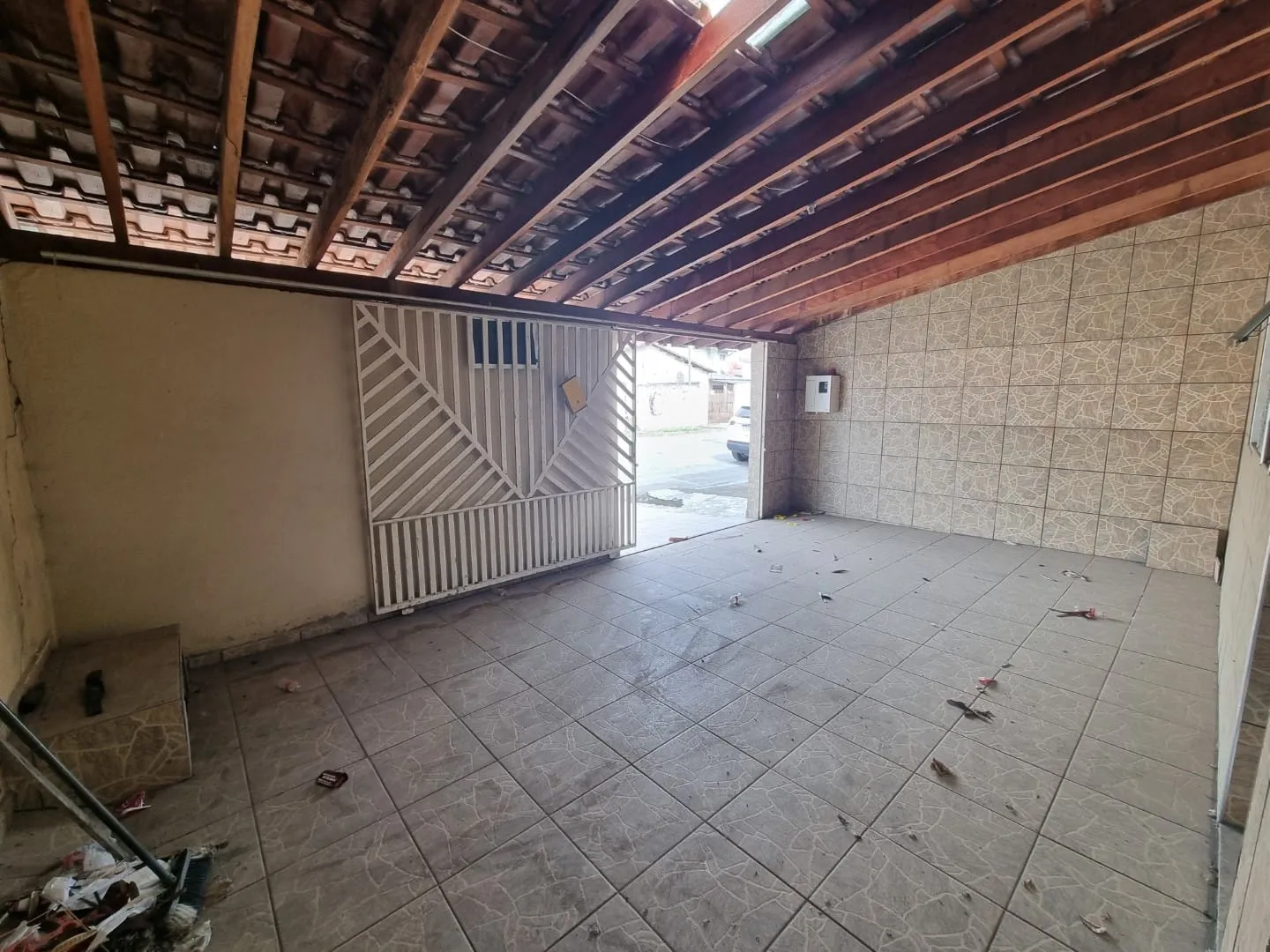 Imagem Casa à venda 2 Quartos, 2 Vagas, 140M², Marieta Azeredo, Pindamonhangaba - SP