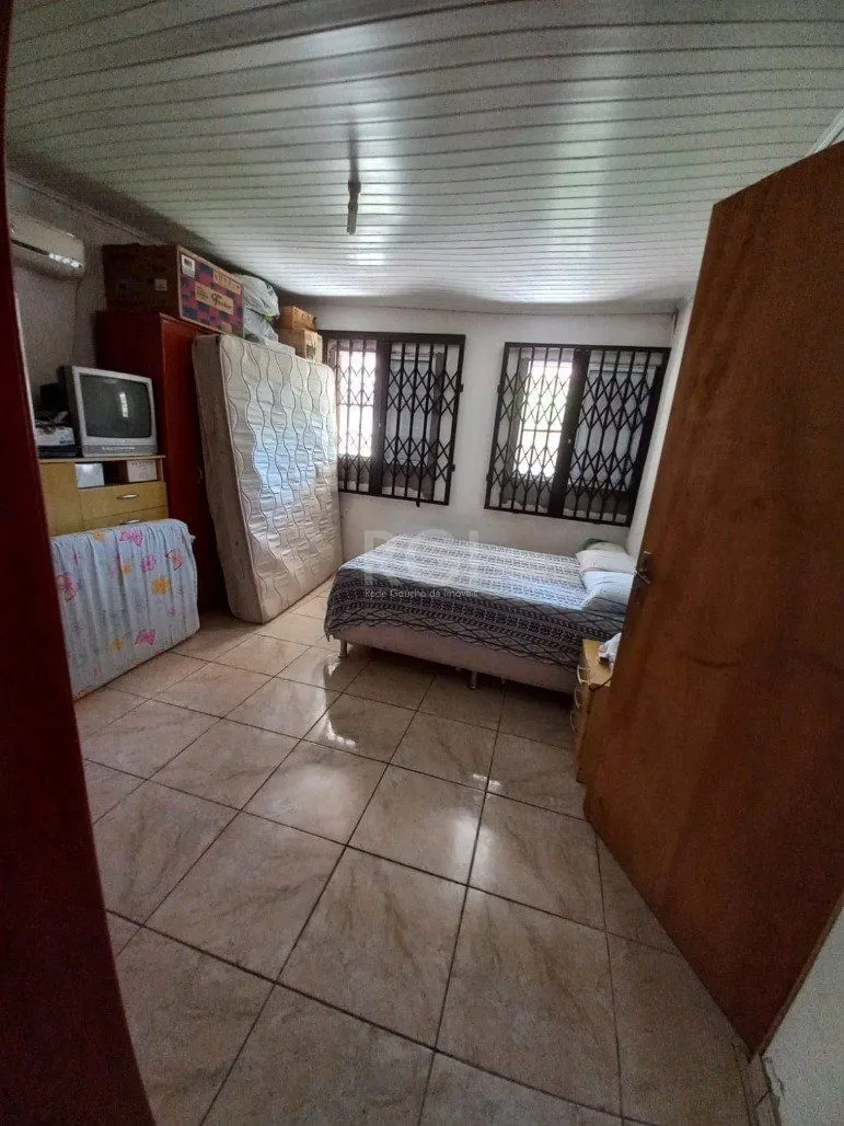 Imagem Casa para Venda - 120m², 2 dormitórios, sendo 1 suites, 3 vagas - Hípica