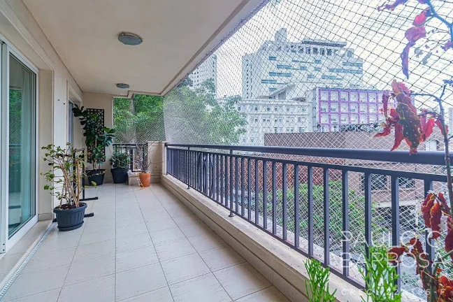 Imagem Higienópolis Venda - 3 Dormitórios (2 Suítes) - 3 Vagas - 210 m²