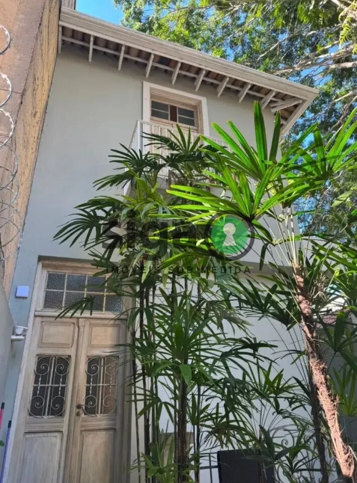 Imagem Casa Assobradada para locação Comercial com 4 salas , 5 banheiros e 8 vagas no Jd Paulistano