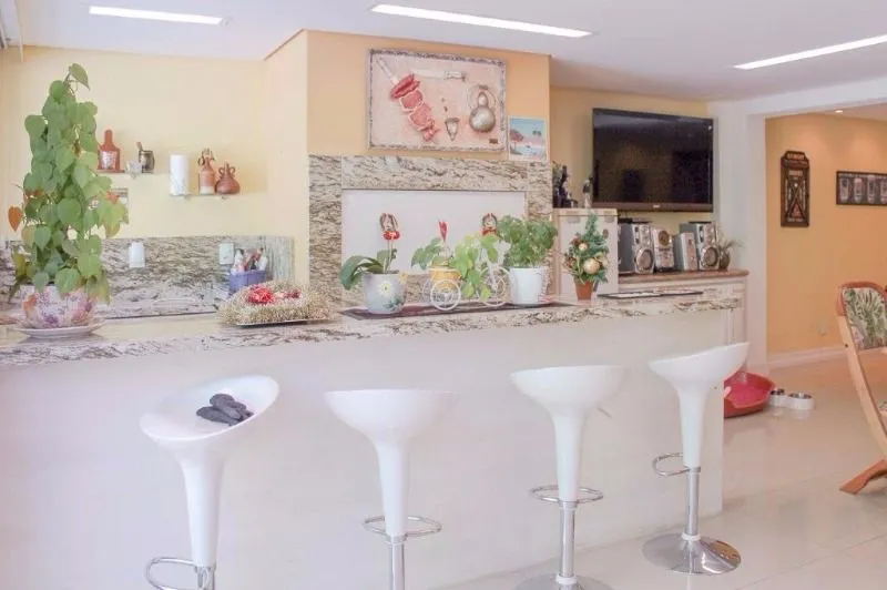 Imagem Casa para Venda - 350m², 3 dormitórios, sendo 1 suites, 4 vagas - Ipanema/ Jardim Verde