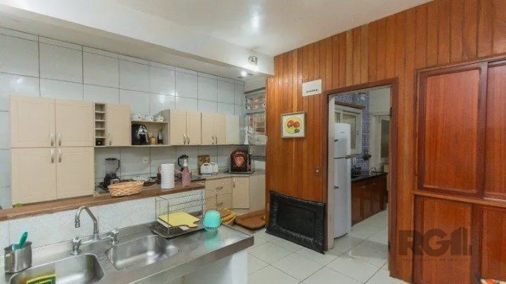 Imagem Casa, 1873 M² para Comprar com 4 Dormitórios e 6 Vagas Estacionamento