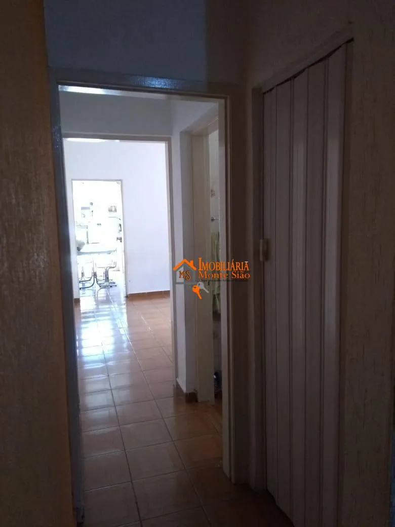 Imagem Casa com 3 dormitórios à venda, 154 m² por R$ 372.000,00 - Jardim Scyntila - Guarulhos/SP