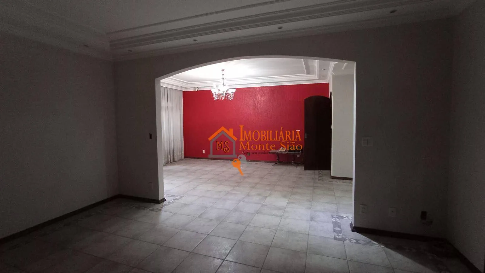 Imagem Sobrado com 5 dormitórios à venda, 570 m² por R$ 1.500.000,00 - Jardim Santa Mena - Guarulhos/SP