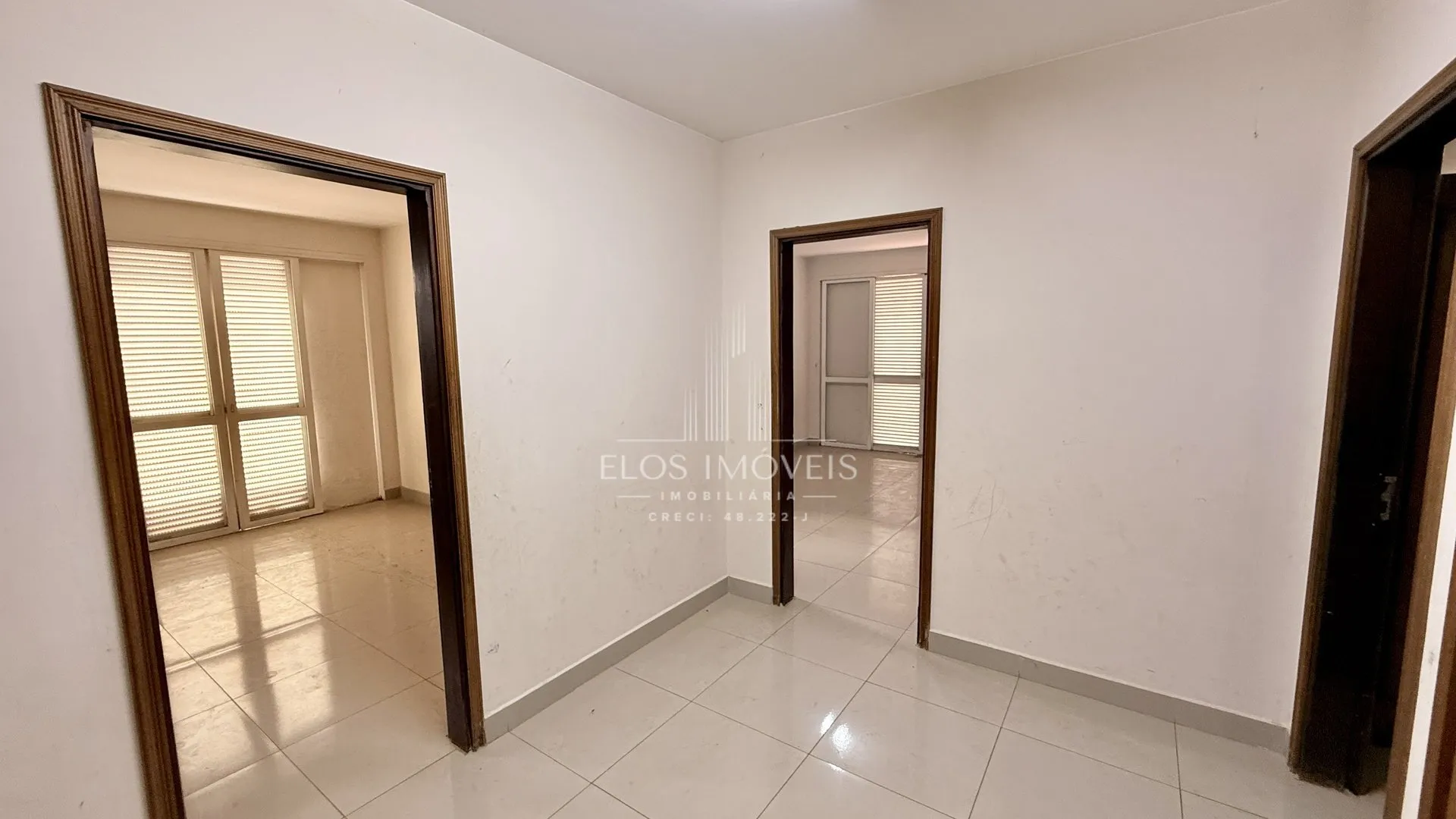Imagem Casa de 3 quartos, 338m² no bairro Vila Claudia, em Limeira