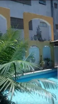 Imagem Vendo Casa com piscina e 5 quartos no Setubal - Recife PE