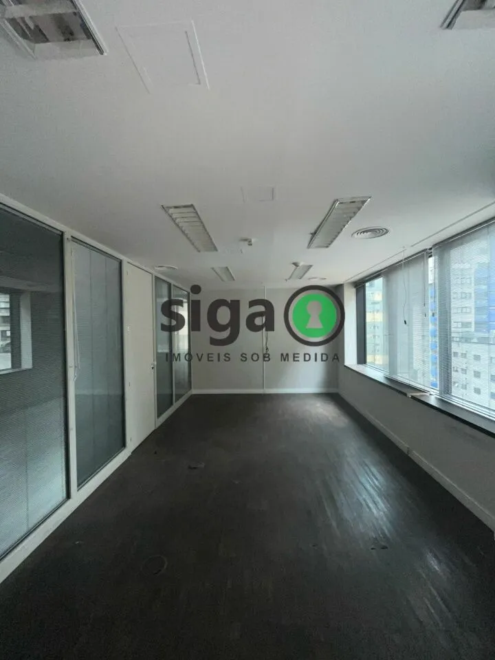 Imagem Sala Comercial e 4 banheiros para Locação, 292 m² por R$ Aluguel R$ 41.000/mês