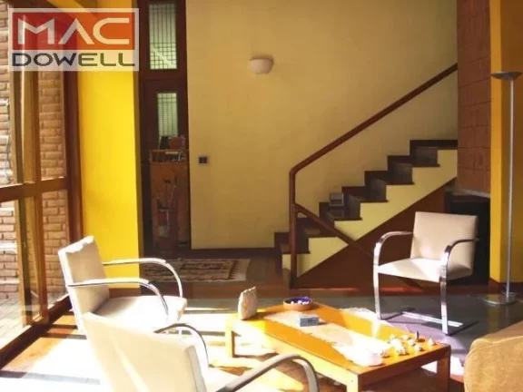 Imagem Casa de 350 m² / 4 quartos - VENDA - Laranjeiras /RJ