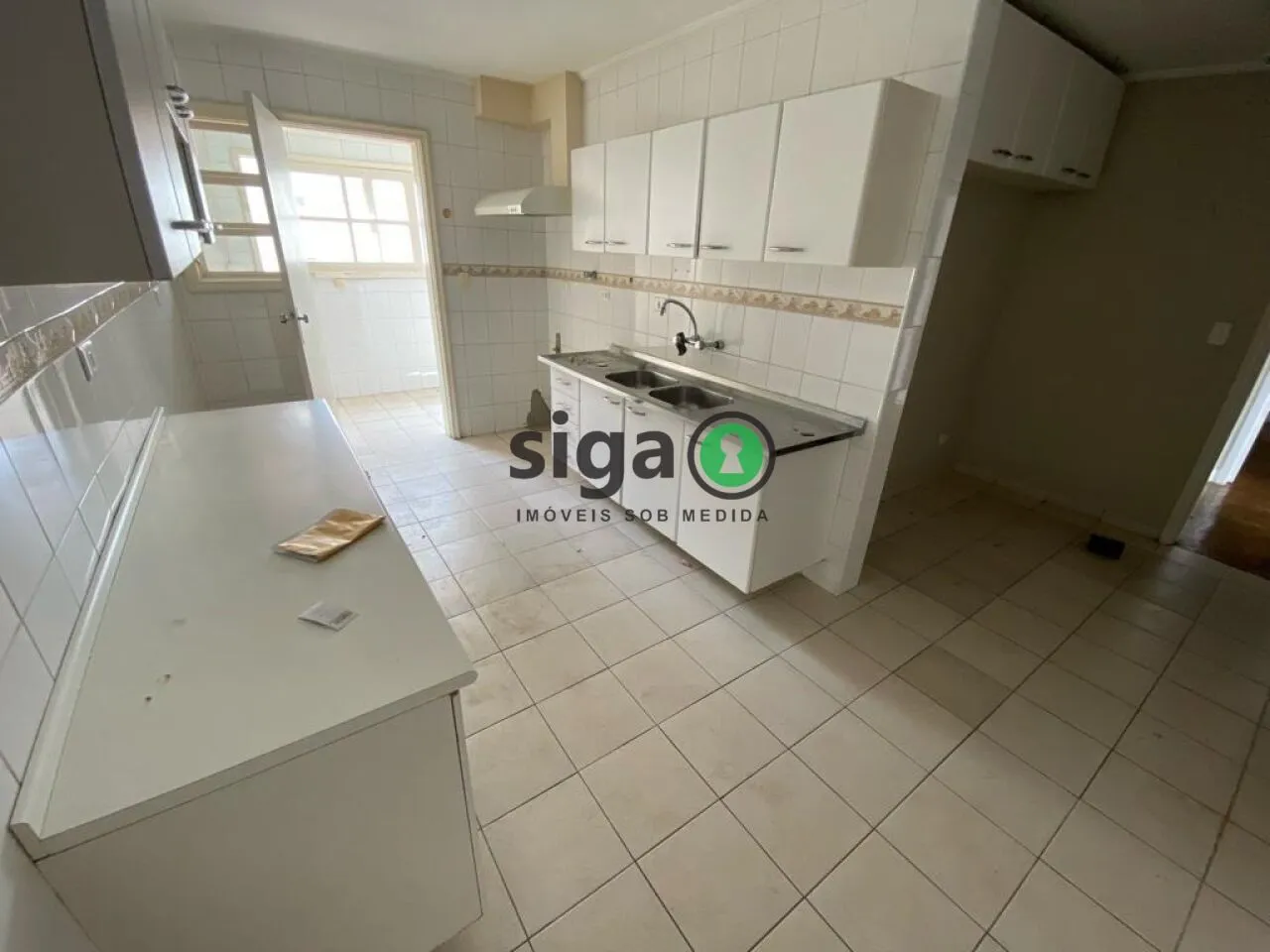 Imagem Apartamento no Jardim Paulista com 167m², 4 quartos, 1 suíte, 2 vagas.