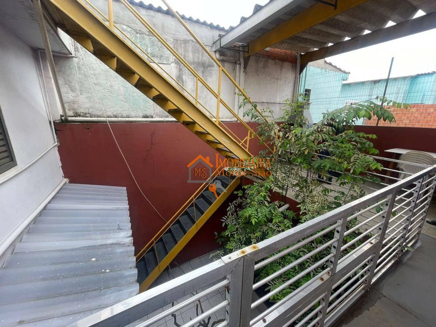 Imagem Sobrado com 2 dormitórios à venda, 316 m² por R$ 479.000,00 - Cidade Serodio - Guarulhos/SP