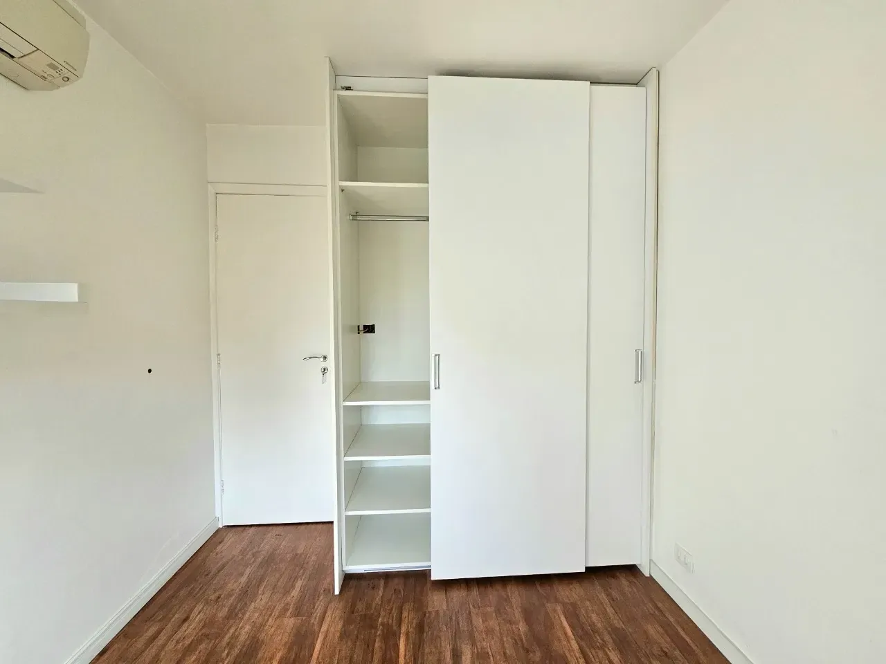 Imagem Apartamento com 2 Quartos à Venda, 84 m² em Vila Nova Conceição - São Paulo