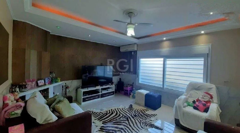 Imagem Casa para Venda - 171.46m², 3 dormitórios, sendo 1 suites, 4 vagas - Medianeira