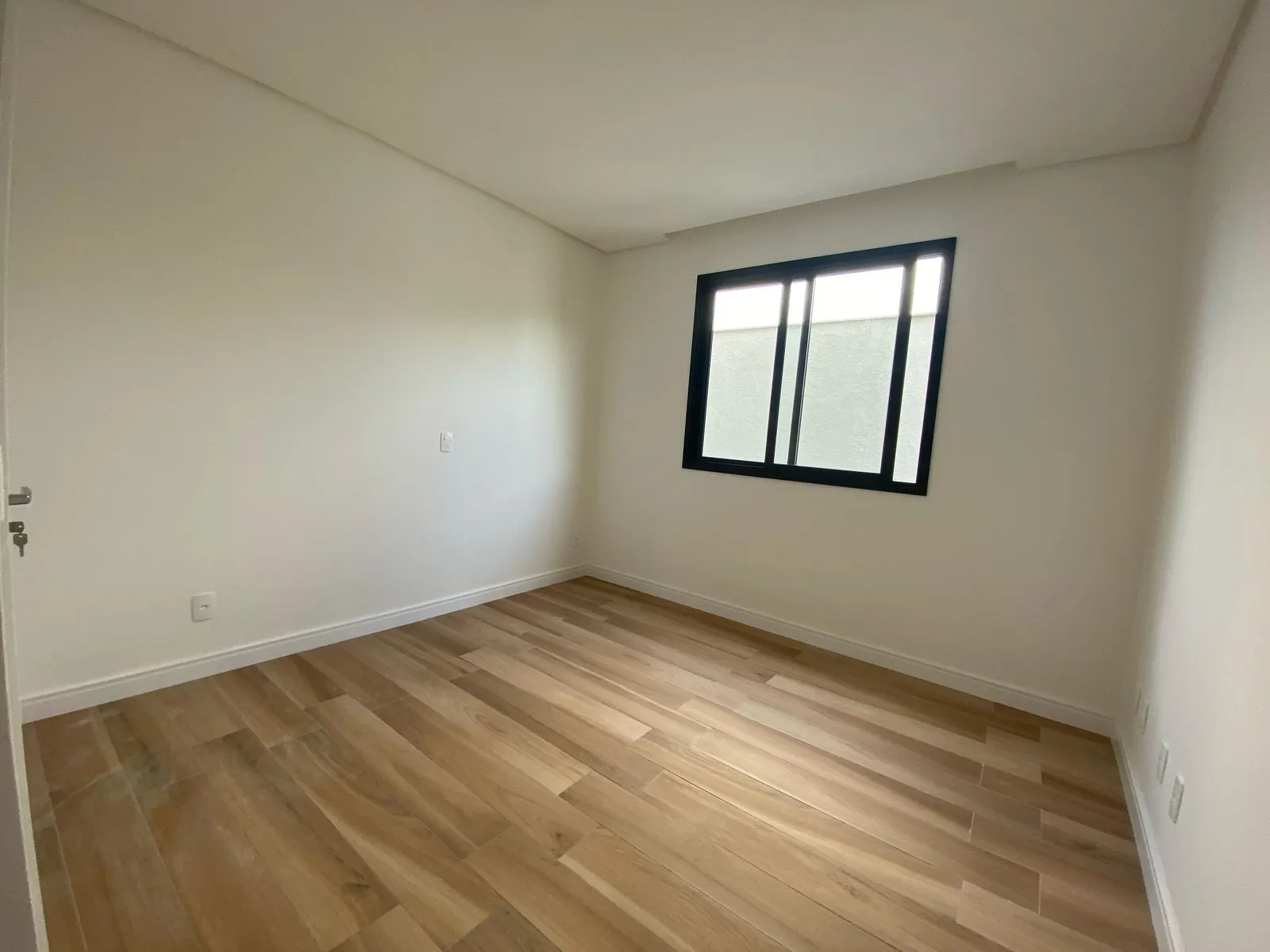 Imagem Casa com vista para o mar à venda com 200m2 por R$ 4.200.000,00