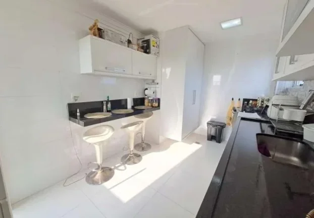 Imagem Apartamento triplex tipo cobertura a venda na Ponta da Praia