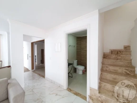 Imagem Espaçoso triplex para morar ou investir Balneário Camboriú
