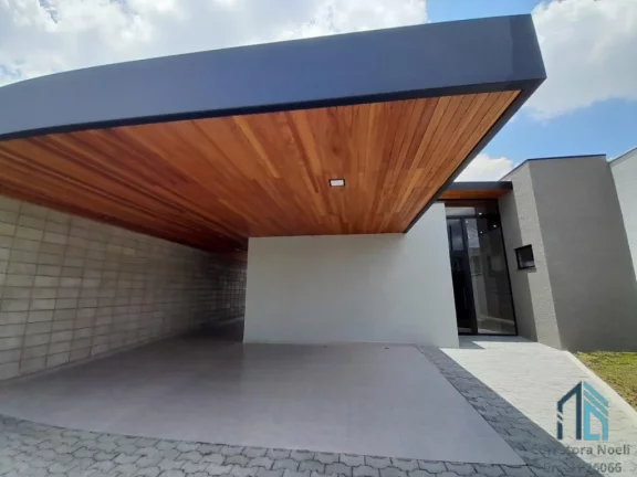 Imagem Casa térrea com terreno amplo, 03 suítes, 03 vagas em São José dos Pinhais PR