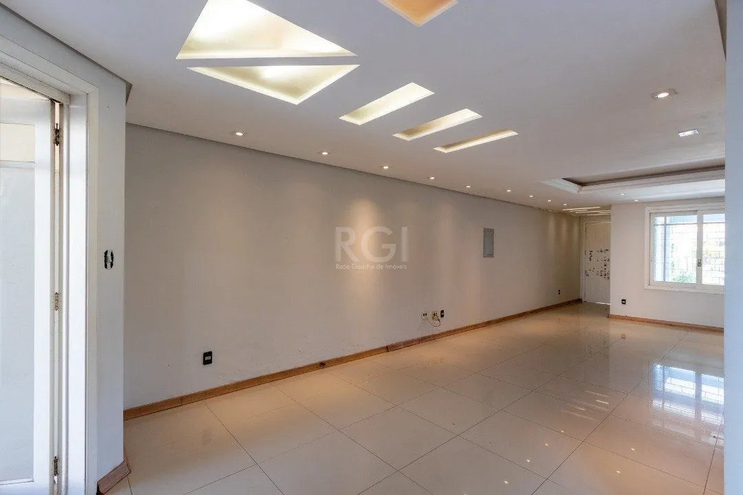 Imagem Casa para Venda - 205.81m², 3 dormitórios, sendo 1 suites, 2 vagas - Ipanema