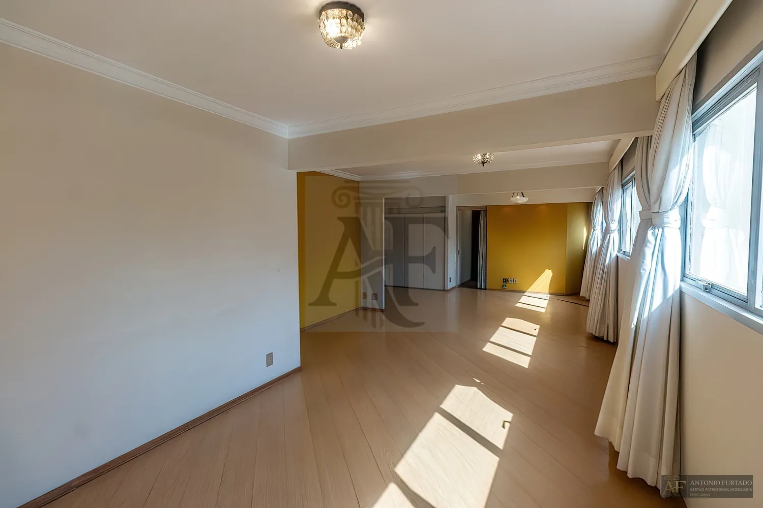 Imagem Apartamento à venda em Itaim Bibi, São Paulo
