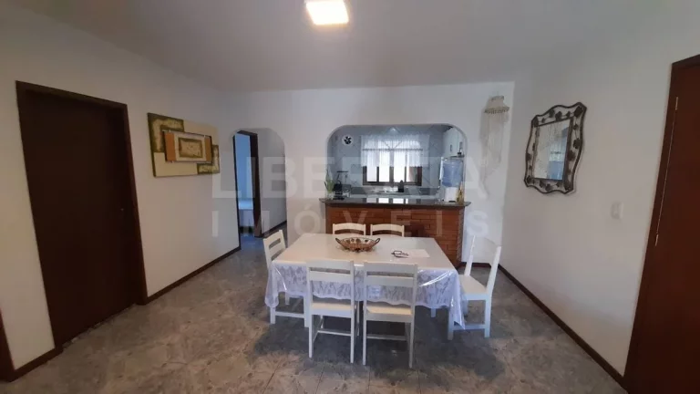Imagem Casa a venda em Meia Praia Navegantes, SC