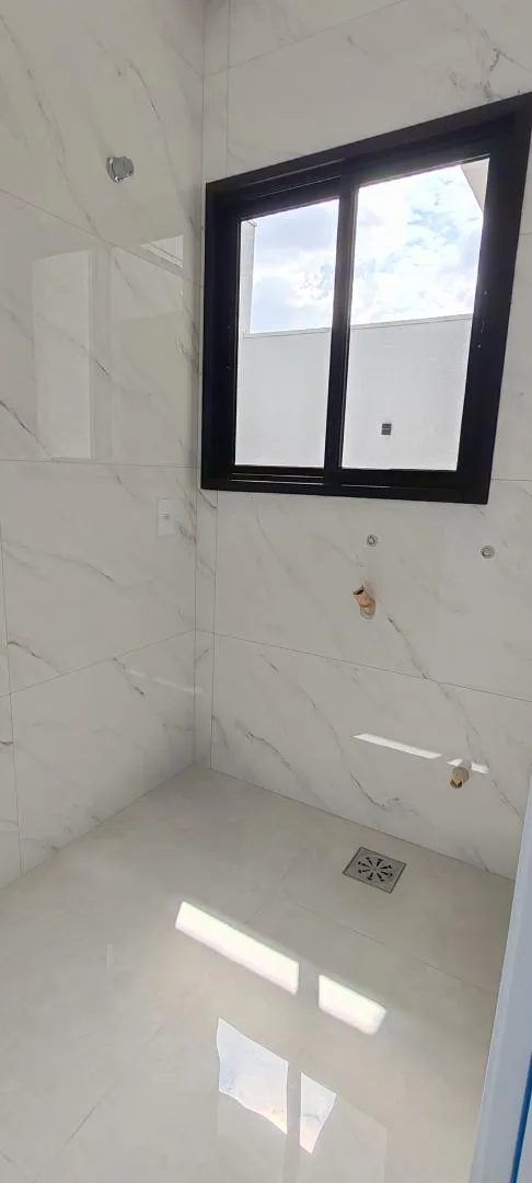 Imagem Casa à venda em Cascavel, Parque Verde - 112m² - Churrasqueira, Suíte, Portão Eletrônico