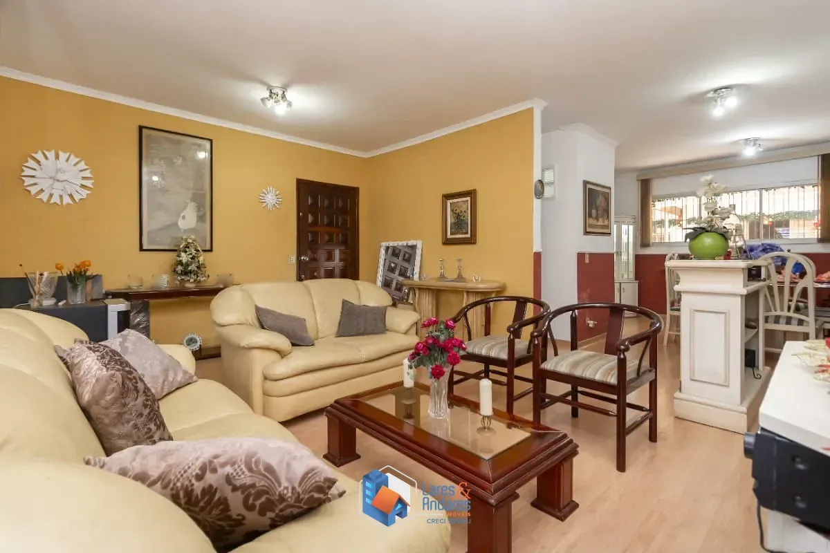 Foto do imóvel Casa para venda em Cupecê com 3 quartos, sendo 1 suíte, 200m² em Rua João Protezek