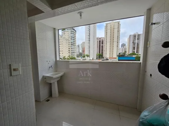 Imagem Apartamento à venda em Moema, São Paulo-SP, com 2 quartos, 2 banheiros, 1 vaga e 73m² de área!