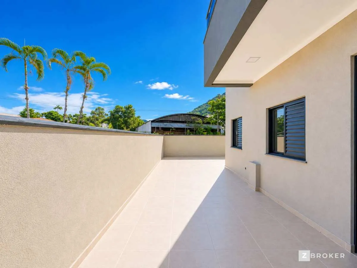 Imagem Apartamento à venda, no Condomínio Gálatas em Ubatuba, Centro, com 3 quartos, 179m2