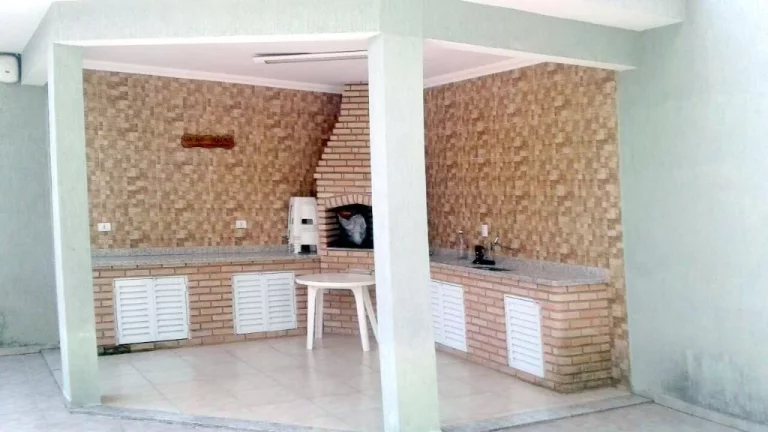 Imagem Sobrado residencial à venda, Jardim realce, Suzano, 100 metros da Rua general francisco glicério.