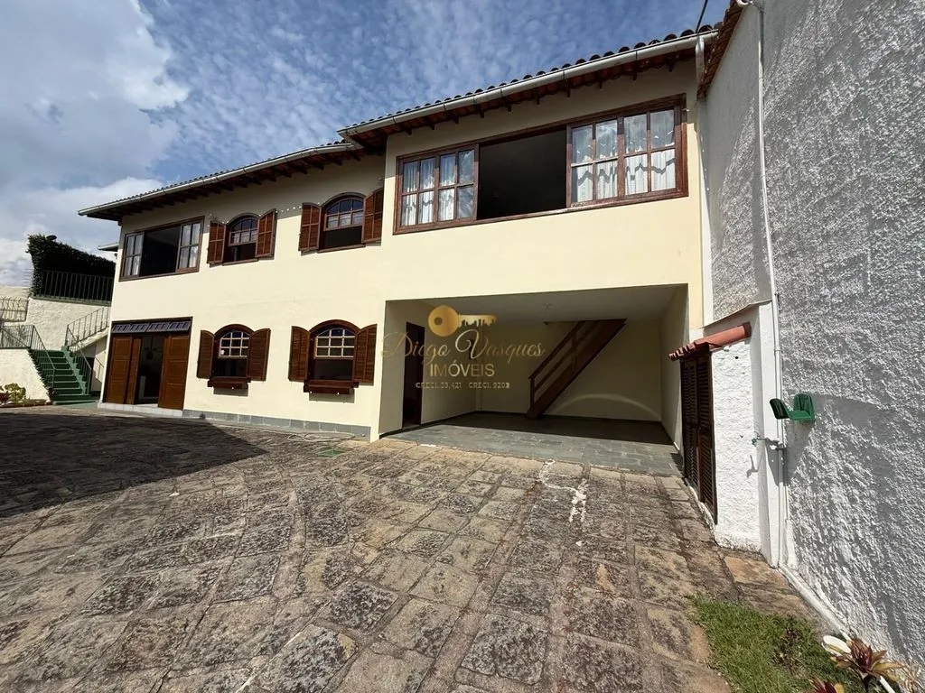 Imagem Casa para Venda em Teresópolis / RJ no bairro Pimenteiras