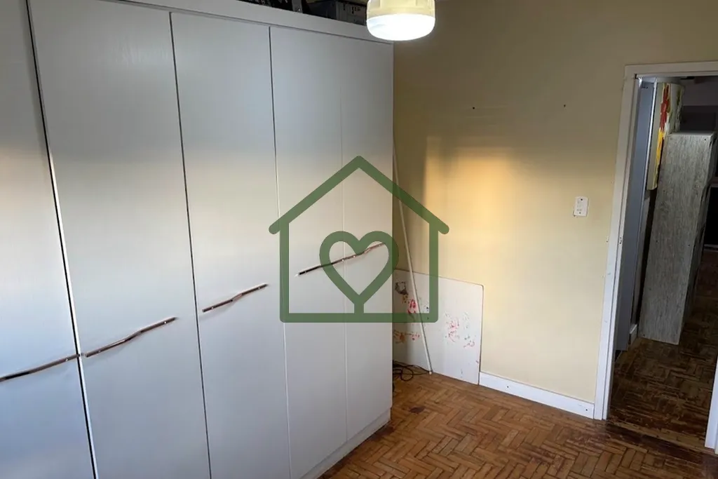 Imagem Excelente apartamento de dois dormitórios com 59m², localizado no segundo andar, ideal para famíl...