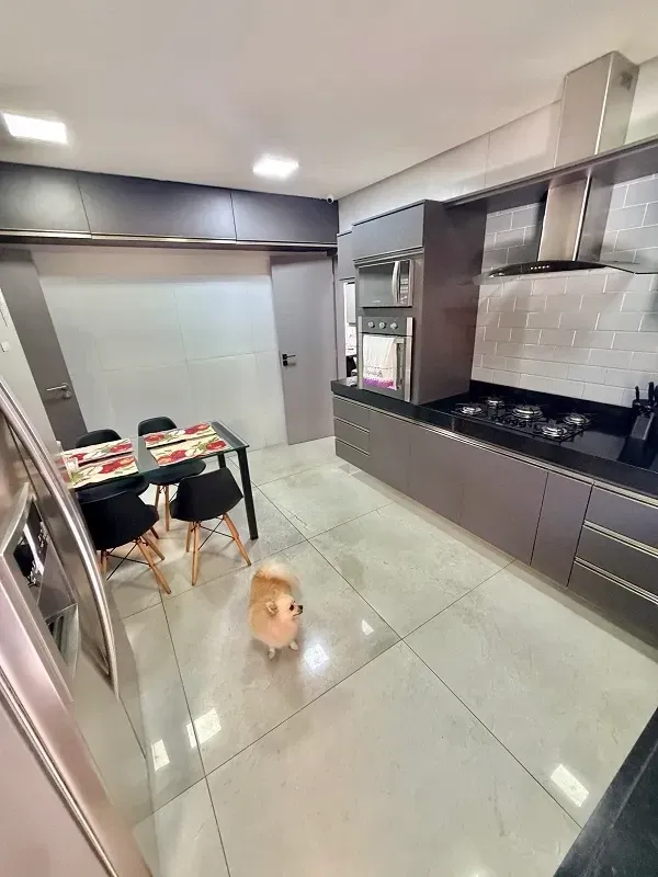 Imagem Casa com 5 Quartos à Venda, 450 m² em De Lourdes - Fortaleza