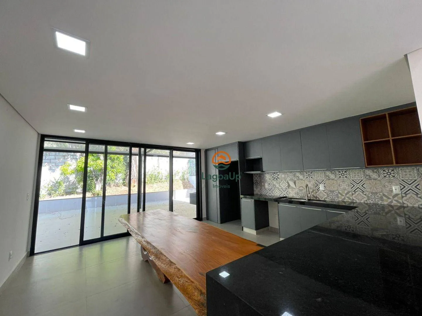 Imagem Casa com 3 dormitórios à venda, 154 m² por R$ 1.445.000 - Condomínio Vila Bambu - Lagoa Santa/MG