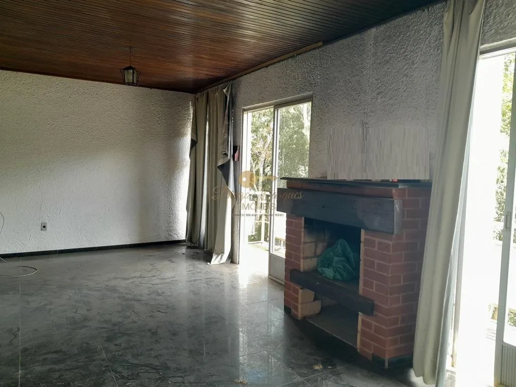 Imagem Casa em Condomínio para Venda em Teresópolis / RJ no bairro Colônia Alpina